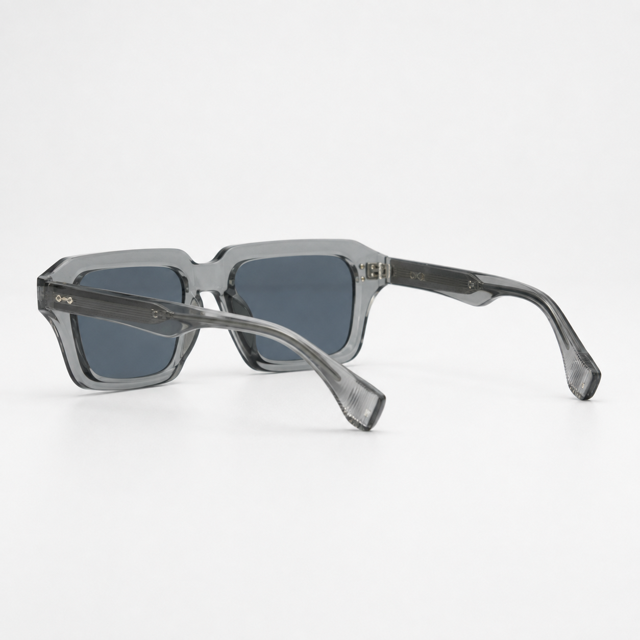 Smokey – Premium Square Sunglasses