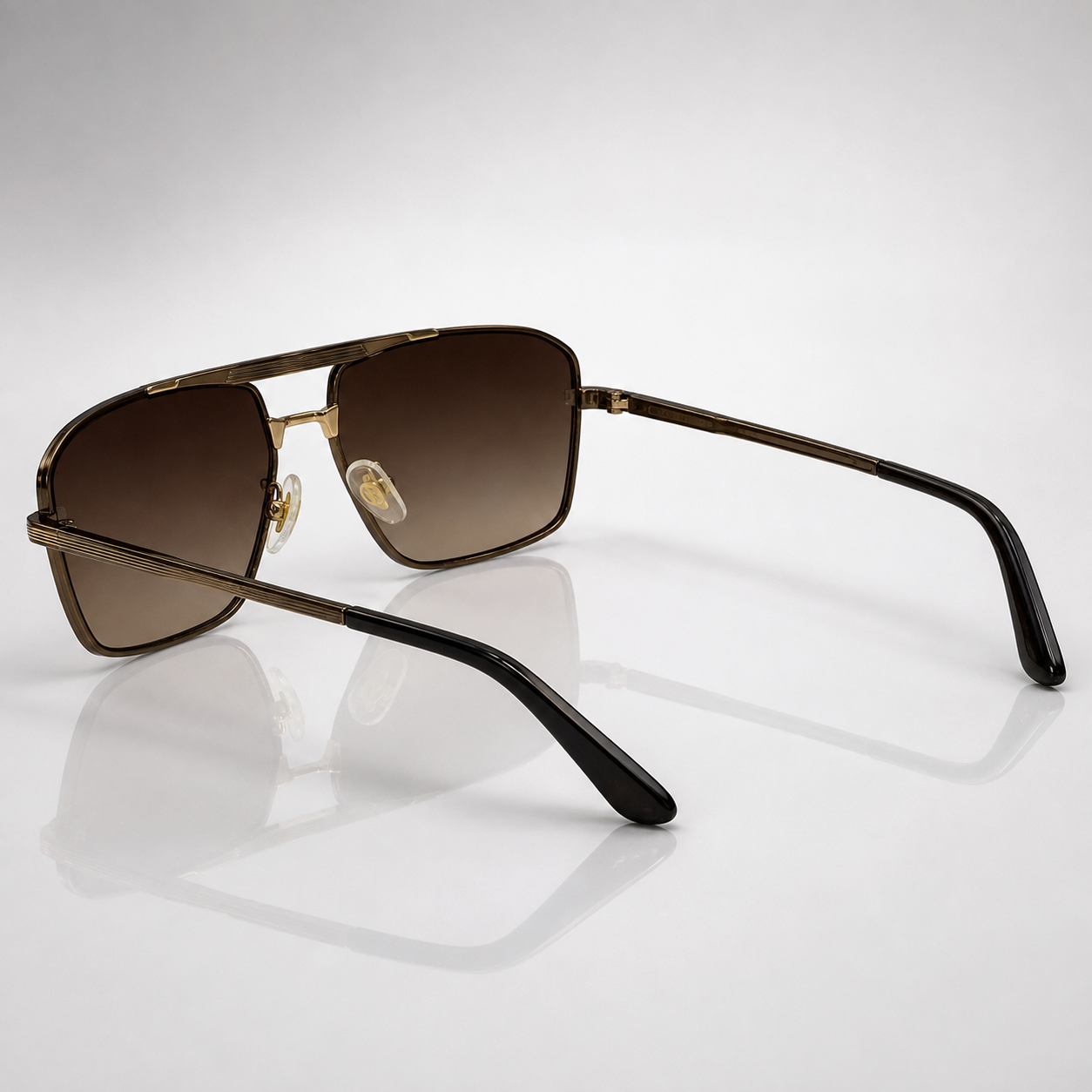 Caldor – Premium Brown Gradient Navigator Sunglasses